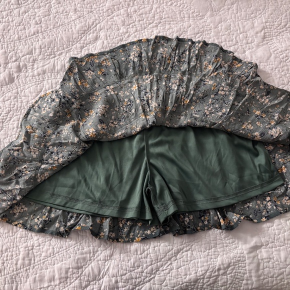 Pink Lily Skort - Picture 2 of 4